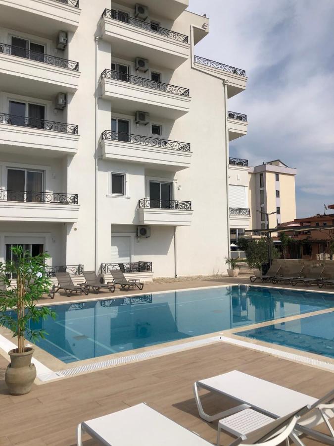 Metropolis Hotel Ulcinj Exterior foto