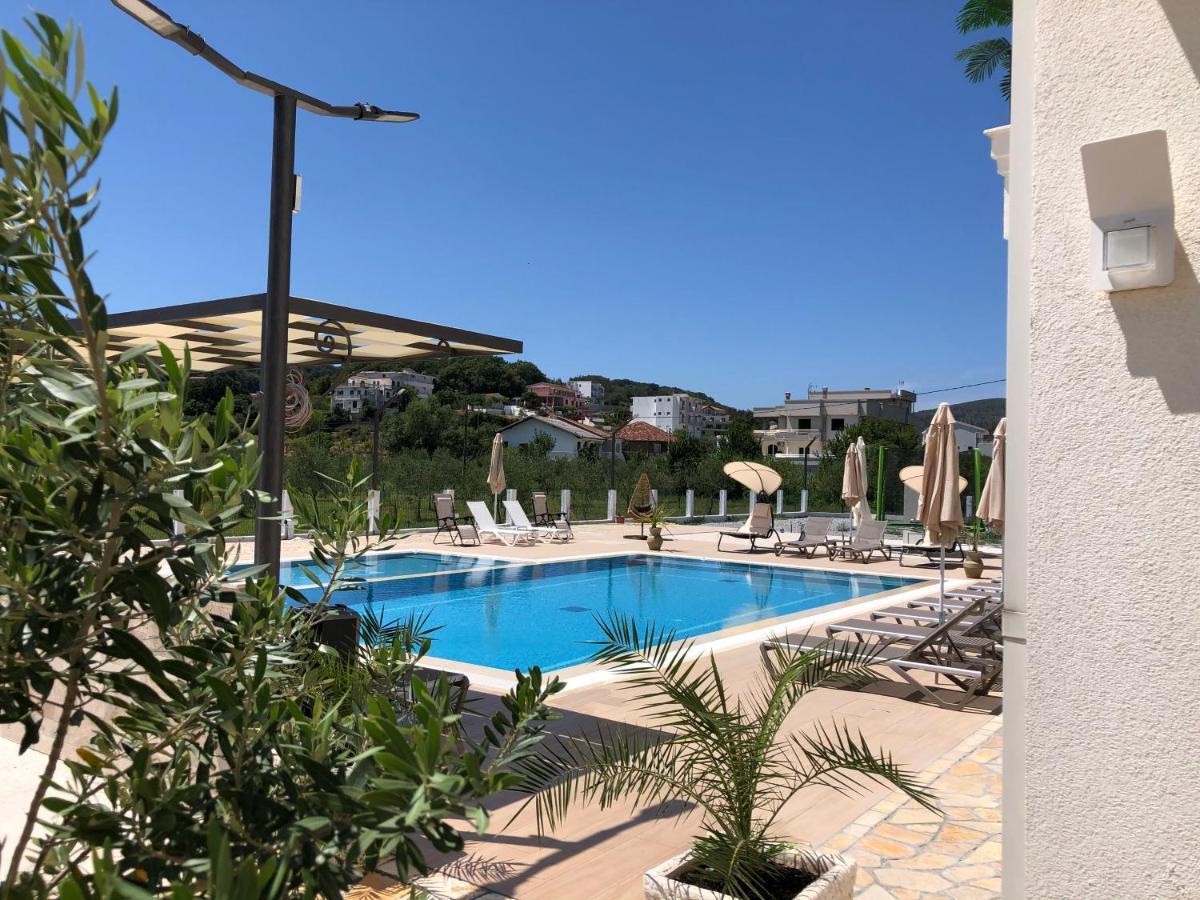 Metropolis Hotel Ulcinj Exterior foto