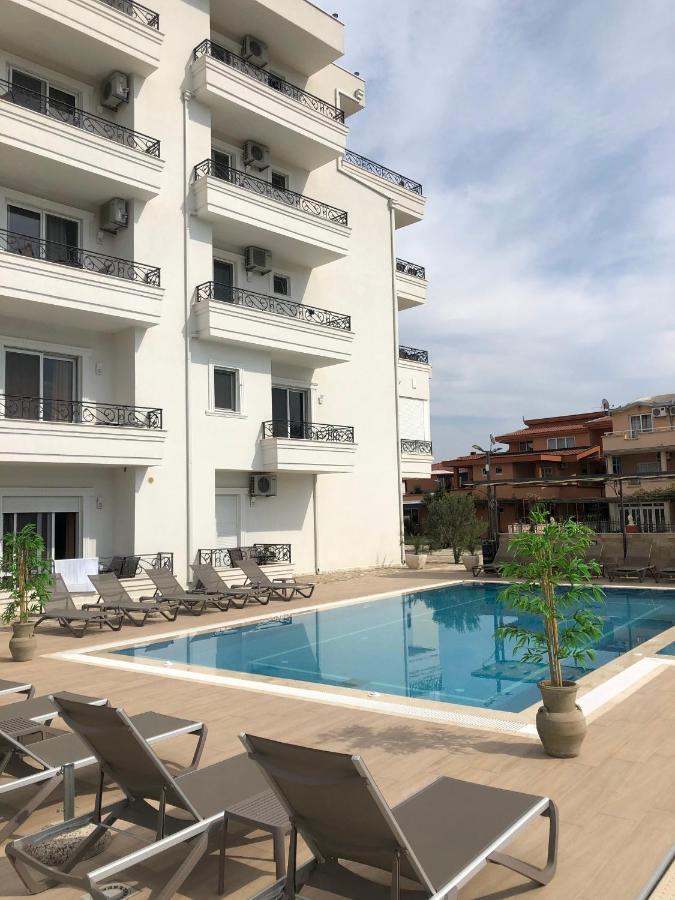 Metropolis Hotel Ulcinj Exterior foto